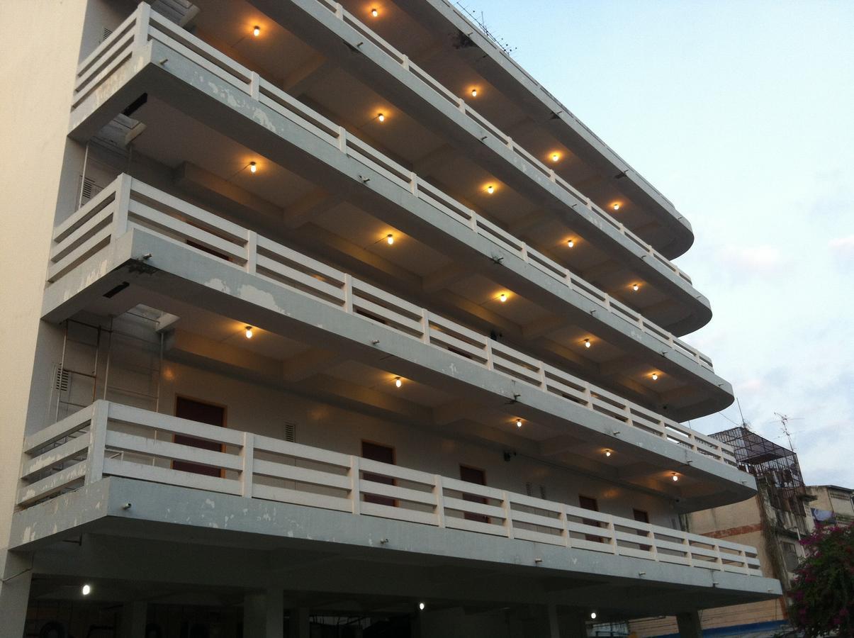 Sakol Hotel ناخون راتشاسيما المظهر الخارجي الصورة